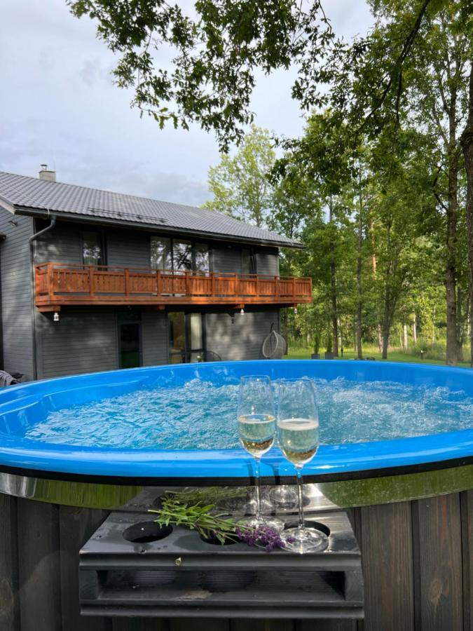 Sniegi Apartments With Sauna 마도나 외부 사진